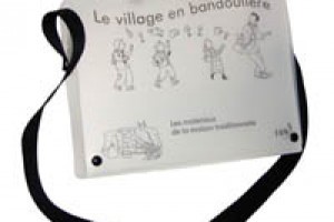 Le village en bandouilière