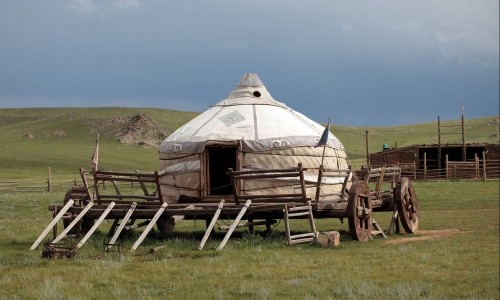 Sur les chemins des peuples nomades