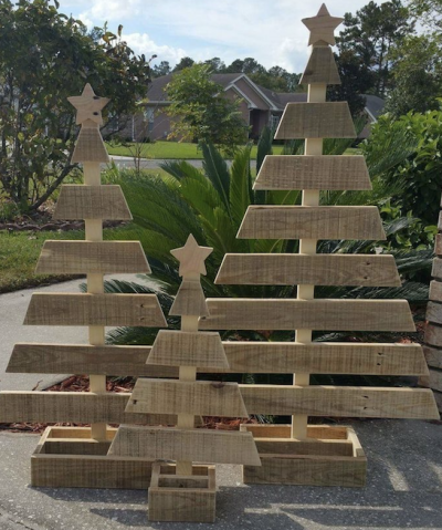 Premier Concours de Sapins de Noël Récup'